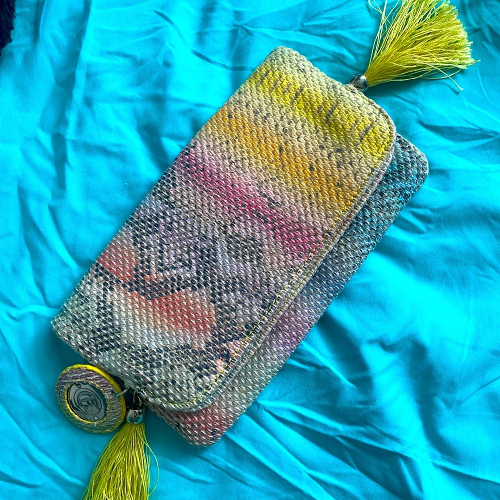 Rare find! Cute pyton/multicolored clutch